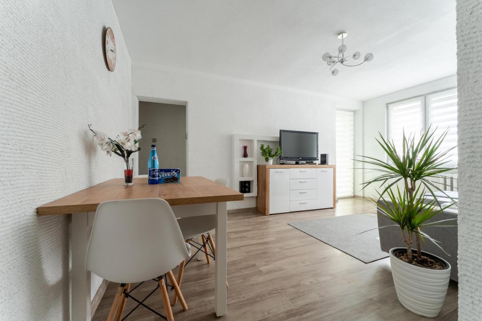 Apartament Gold - 2 Osobne Sypialnie Z Balkonem - Spaceapart Jelení Hora Exteriér fotografie